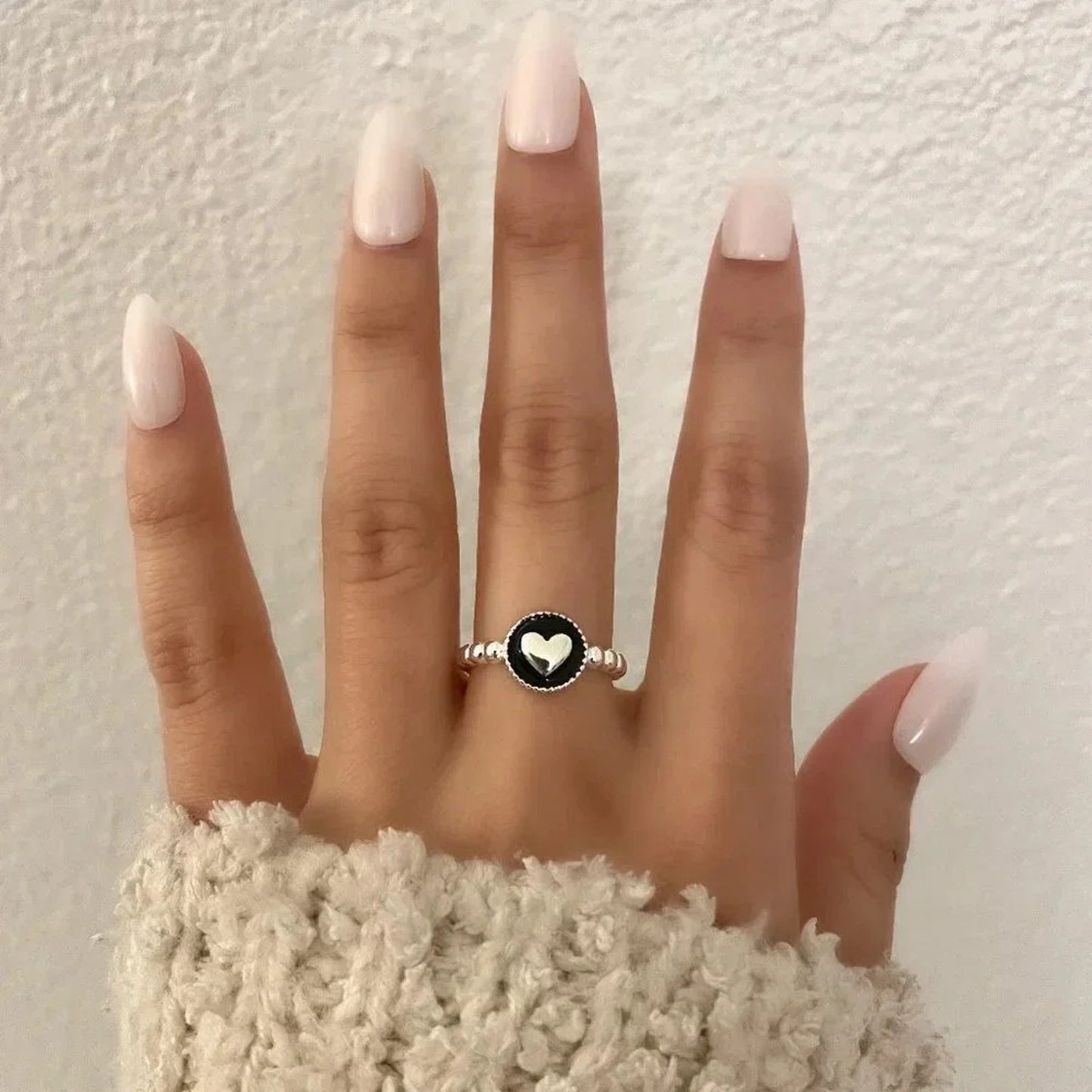 925 Sterling Silver Minimalist Black Heart Ring Dainty Heart Bead Ring