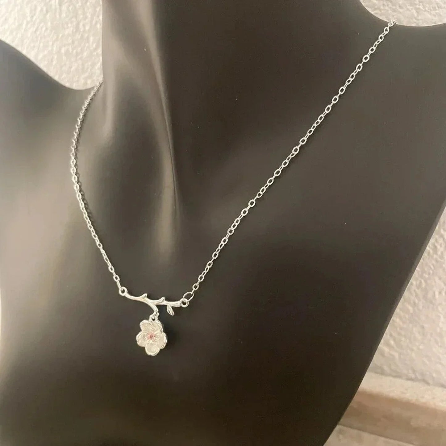 925 Sterling Silver Flower Necklace Dainty Minimalist Necklace White & Pink