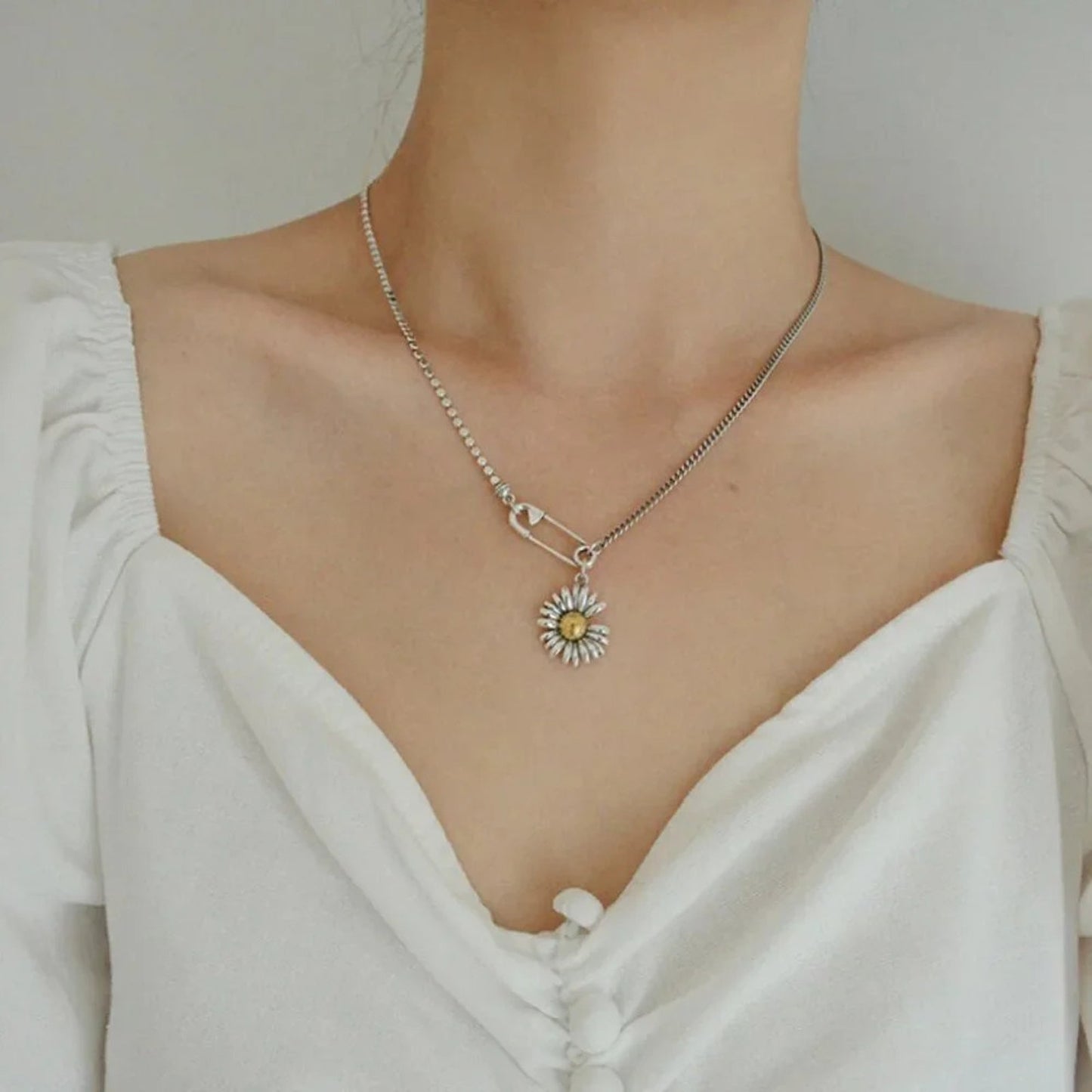 925 Sterling Silver Sunflower Necklace Modern Flower Necklace Paperclip Necklace